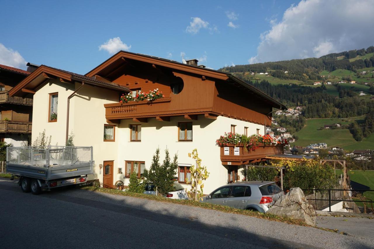 Haus Dornauer Apartment Hippach Exterior photo